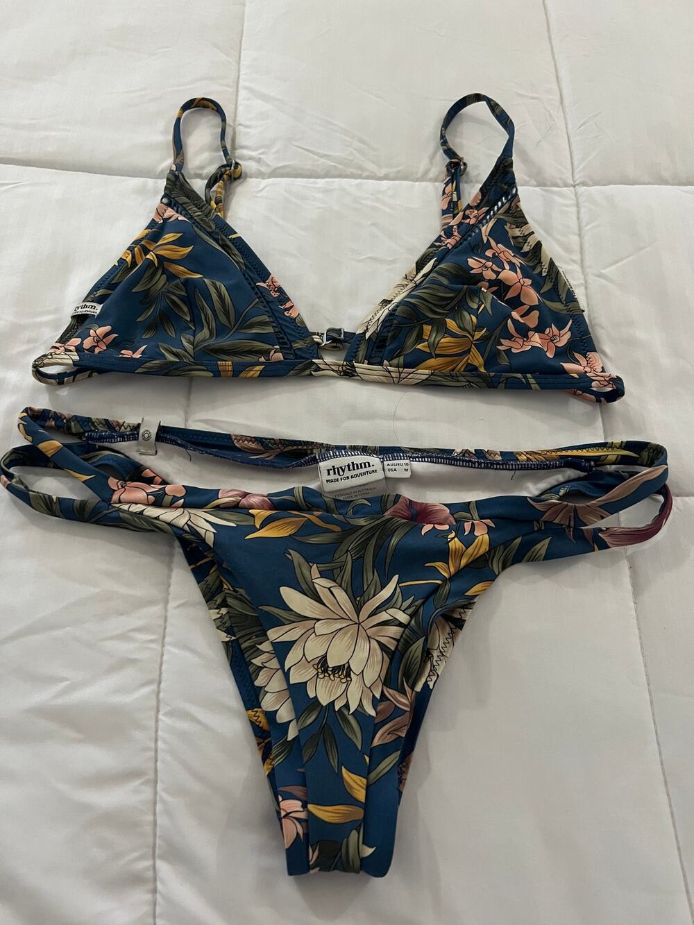 Rhythm Made For Aventure Floral Two Piece Bathing Suit Top Sz L & Bottom Size M